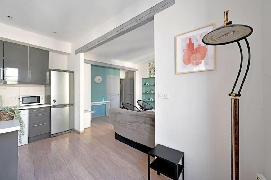 Pops Flat - Parking Prive Gratuit - Wi-Fi - Ac Clim Apartment Avignon Bagian luar foto